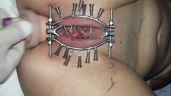 Fisting Consolo No Meu Cu Prendedor E Agulhas thumbnail