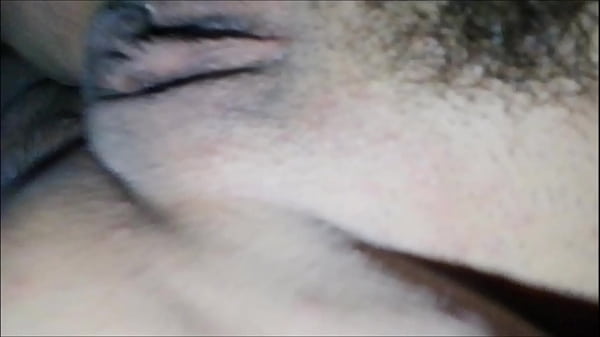 ripresa da vicino del cazzoche pompa un grosso culo_con sborrata dentro