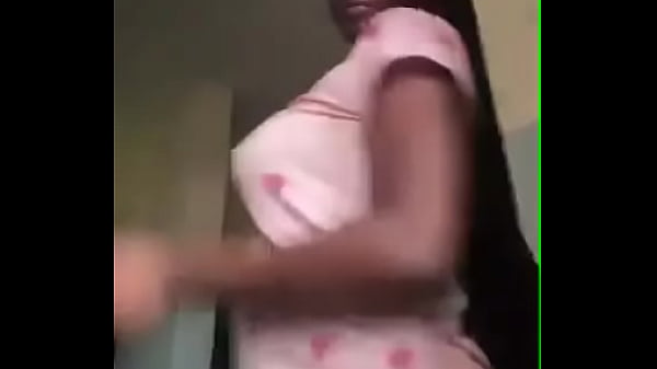 Play MP4 - Anyone know her name&quest;