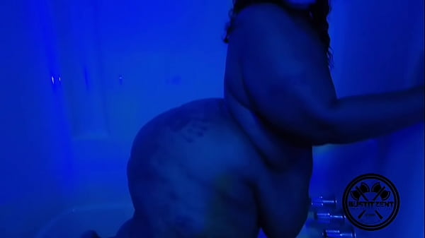 Play MP4 - pandas  full vid on officialbiglizz