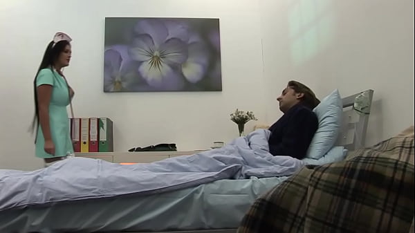 Nonton Nurse Marcee Gives Her Superior A Good Time thumbnail