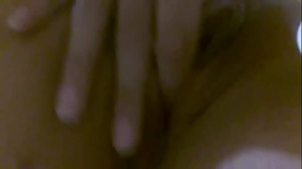 Mi novia bella se masturba