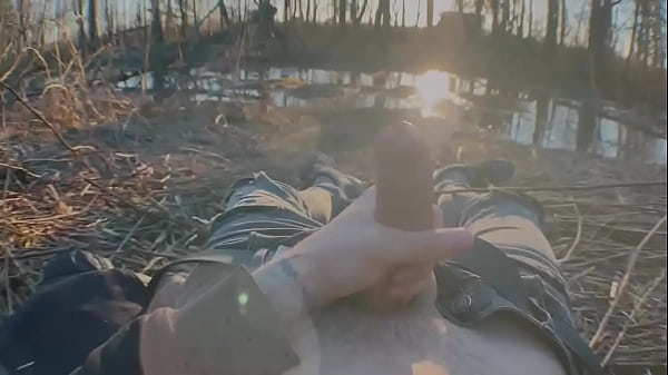 Play MP4 - Excitement at sunset