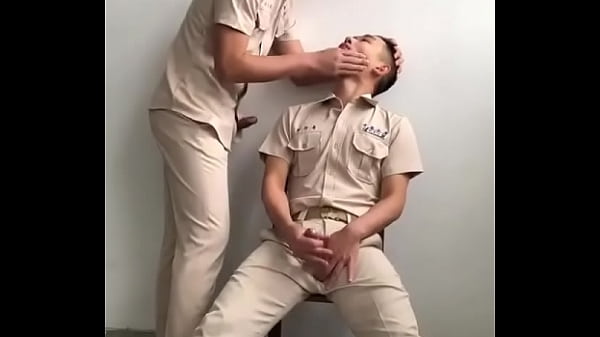 Khi thằng bạn th&acirc_n th&egrave_m cặc