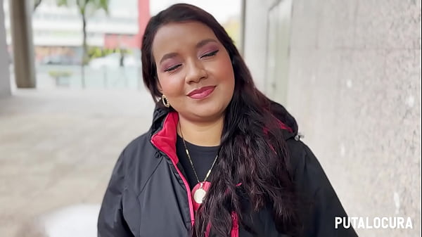 Play MP4 - PutaLocura - Gordita colombiana Aneko es pillada por Torbe y traga su lefa