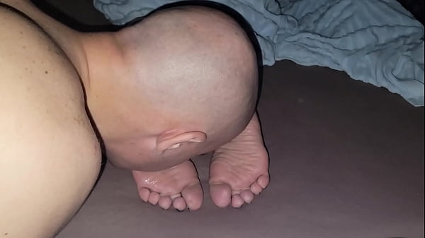 Helicked_the soles of hisstepmother and_cum on them