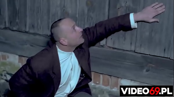 Play MP4 - CA&Lstrok;A WIE&Sacute; - Grzybiarka- Przemytnik