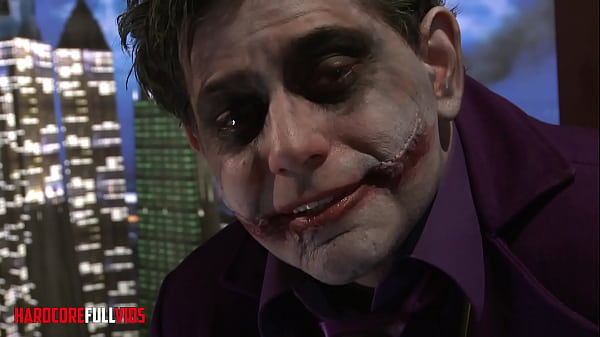 Joker Love Orgy Parties With Batchick And A Swarm Of Lustful Women thumbnail