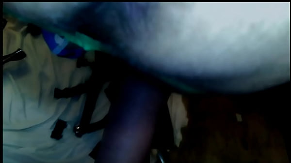 SLAMMED PIG GETS BRED Jeff and Anon