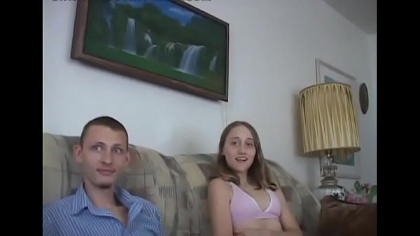 Nonton Slim Jim For A Wonderful Redhead Cutie Tina's Wet Box thumbnail