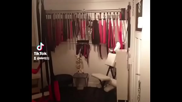 Nonton My Bdsm Room thumbnail