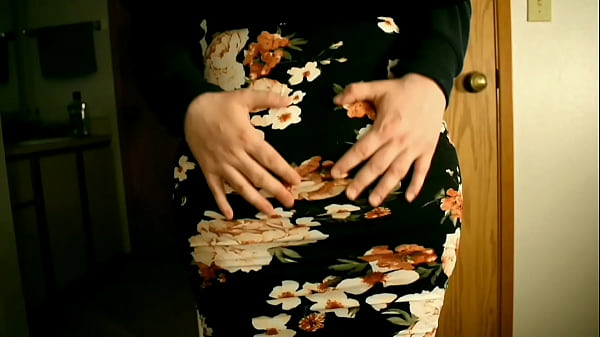 Groping Giant Ass Mom Compilation thumbnail