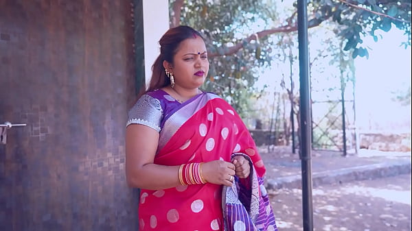 Play MP4 - Desi home servant used her malkin for his sexual satisfaction