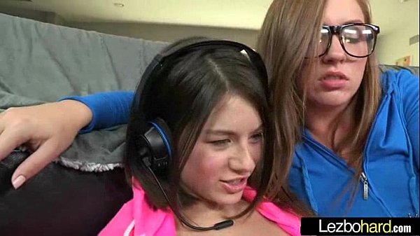 Play MP4 - Lesbians Sexy Horny Girls Make Love Sex Scene mov-02