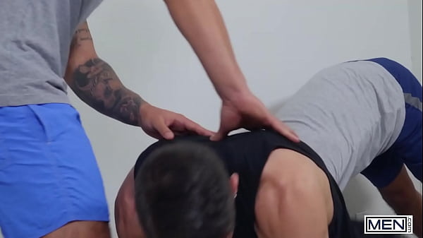 Play MP4 - &lpar;Dante Colle&comma; Vadim Black&rpar; - Power Yoga Bareback - Men&period;com