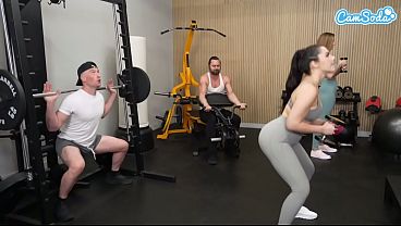 Nonton Big Ass Milf Rides A Bwc In Public Gym As People Watch Her Get An Anal Creampie thumbnail