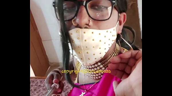 Desi crossdresser Lara D'_Souza in saree part 2
