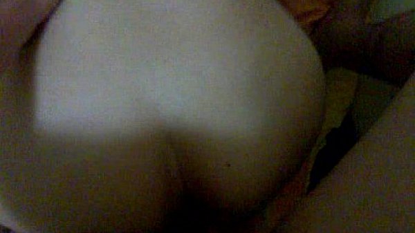 Que rico se excita cuando se la clavo por detr&aacute;s 