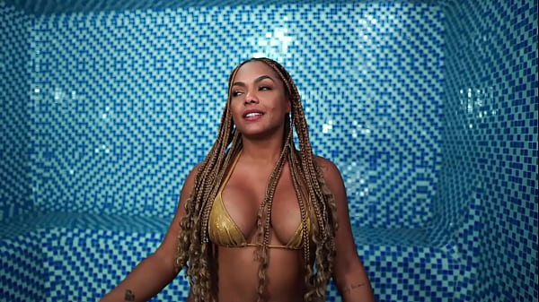 Play MP4 - My best friend's Son goes into a public sauna with me and we have interracial MILF and Nerd boy sex&excl; Carla Morelli and Pipeboy1