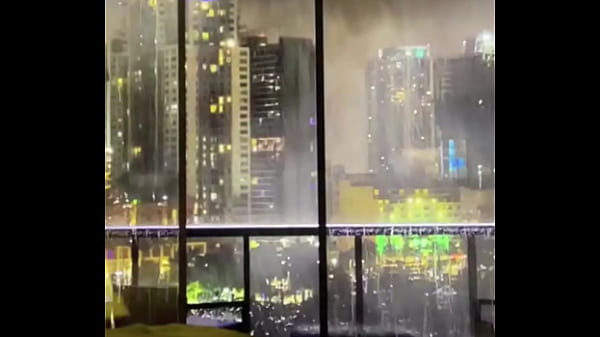 Nonton Raining thumbnail