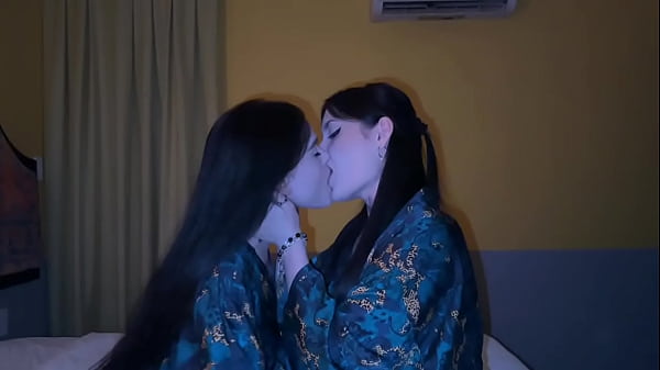 Nonton I Am Fucked My Lesbian Stepsister Raw: Session Of Slu thumbnail