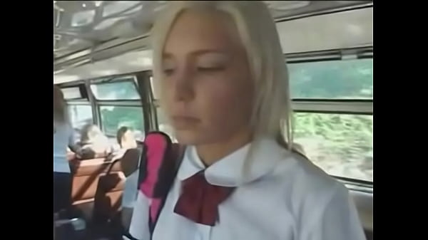 Play MP4 - upskirt 011