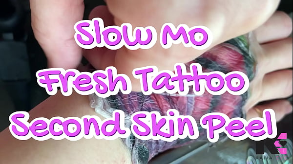 Nonton Slow Mo Fresh Tattoo Second Skin Peel thumbnail