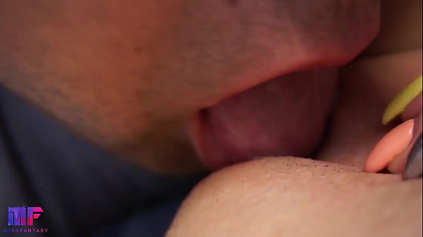 Play MP4 - Licking the wet pussy of my sexy  girlfriend