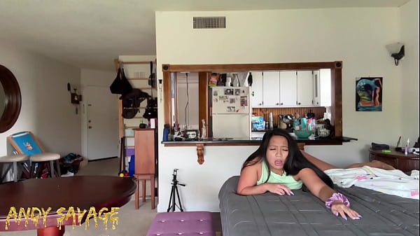 Play MP4 - Asian girlfriend Dominated before work WMAF Amateur Couple