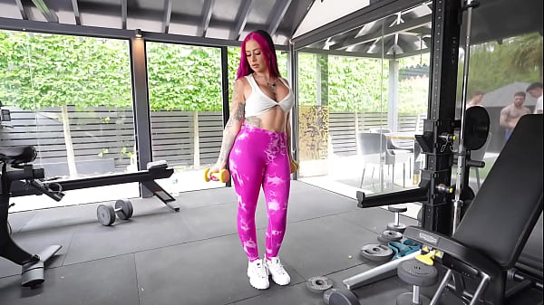 Nonton Gangbang Anal Party To Hayley Quinn It Was A Container For Semen thumbnail