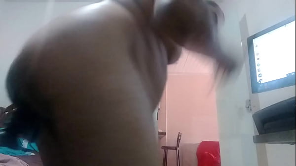 AGUENTANDO 22 CM NO CU 