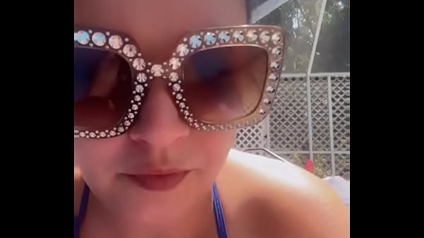 Nonton Enjoying My Last Few Hours Here In Spring Hill ️ thumbnail