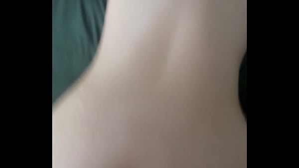 Play MP4 - Morena novinha fodendo gostoso