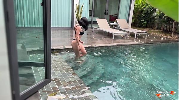 Play MP4 - Lonely Housewife Couldn't Resist the Temptation of Being Fucked by Sports Swimming Pool Cleaner POV