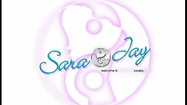 Nonton It's Ava Devine & Bbw Sara Jay Playing With Their Double-head Dildo! thumbnail