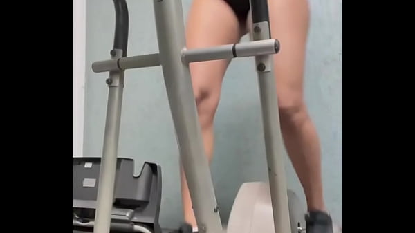 Gostosa safada academia linda 