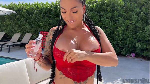 Play MP4 - Busty Thick Egyptian Neighbor Gets Fucked by Big Dick JMac