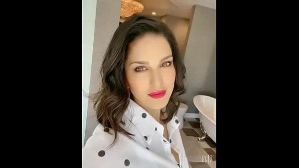Sunny Leone sex story xxx story chudai story chudai story please like and subscribe to my chennal and do not forget to comment on the comments box 