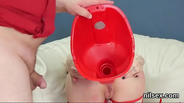 Frisky kittenis brought in anus loony bin for painful therapy