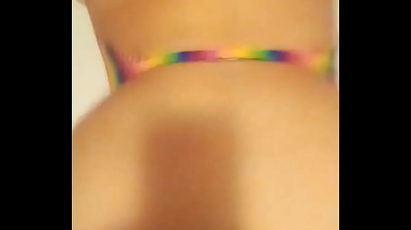 Pawg busting and nut