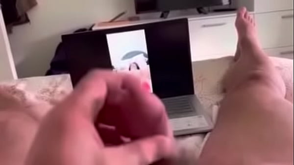 Wank and cum for sexy asian lady 