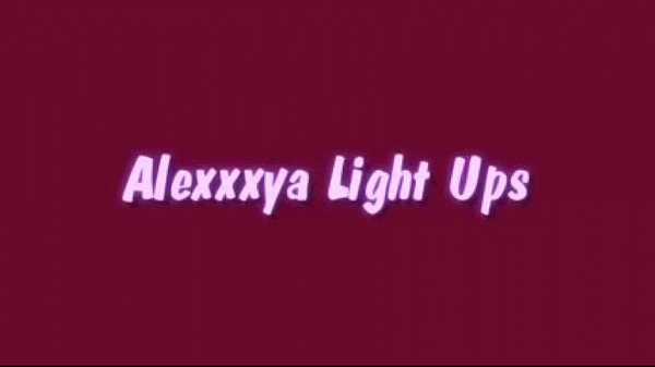 Nonton Goddess Alexxxya Light-ups Compilation thumbnail