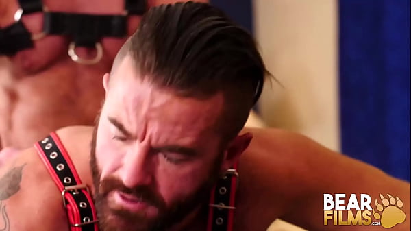 Hardcore Bareback With Hairy Gay Men 