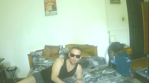 Hiteles&iacute_tő vide&oacute_