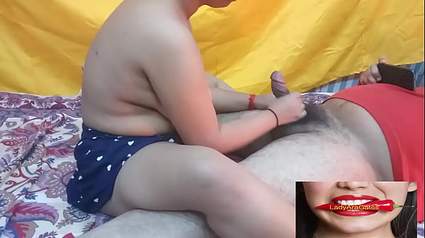 Play MP4 - Indian Girlfriend footjob