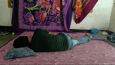 Nonton Hot Indian Couple's Wild & Passionate Hardcore Session thumbnail