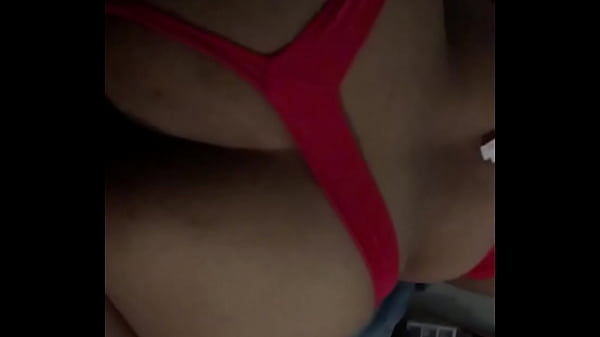 Sutanga roja de mi novia