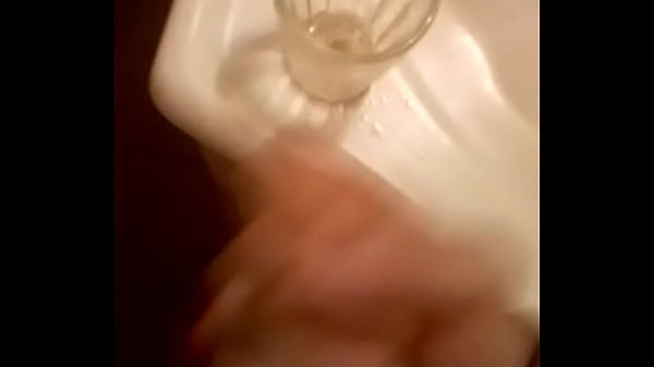 Play MP4 - Wanna d&period; something&quest;