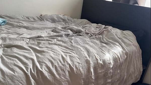 Nonton Wet Wife thumbnail