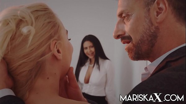 Play MP4 - MARISKAX Mariska arranges a gigolo for Elizabeth